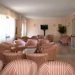 Hotel The Match