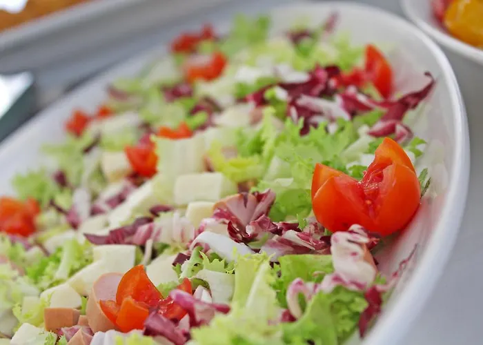 Отель The Match