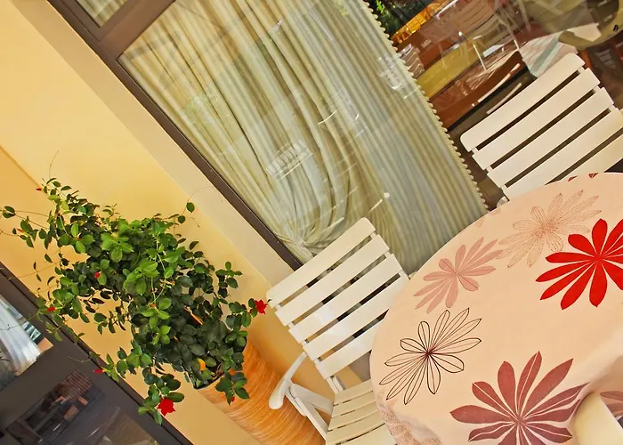 Отель The Match